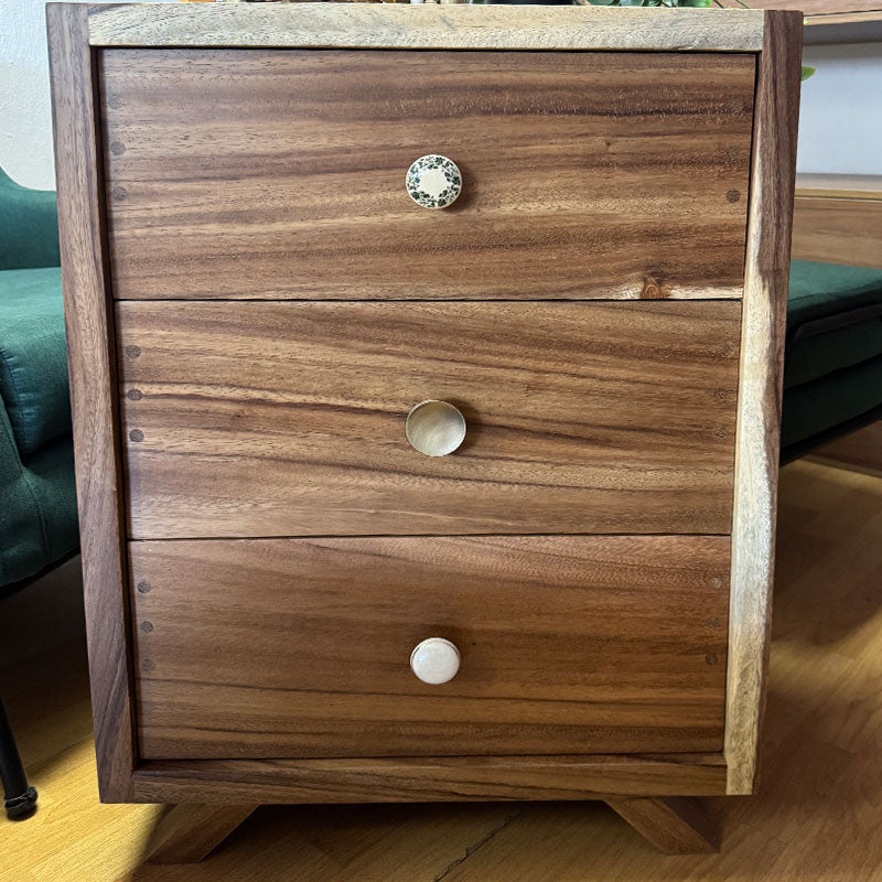 Cajonera tres cajones · Madera sólida 100%· Parota