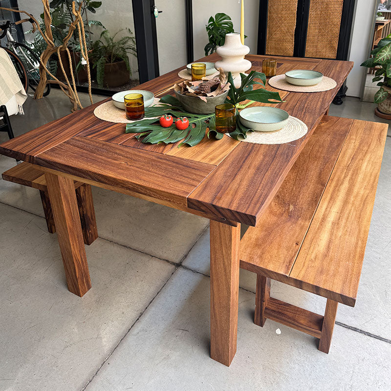 Mesa pÍcnic con hieleras de Madera de Parota *con bancas