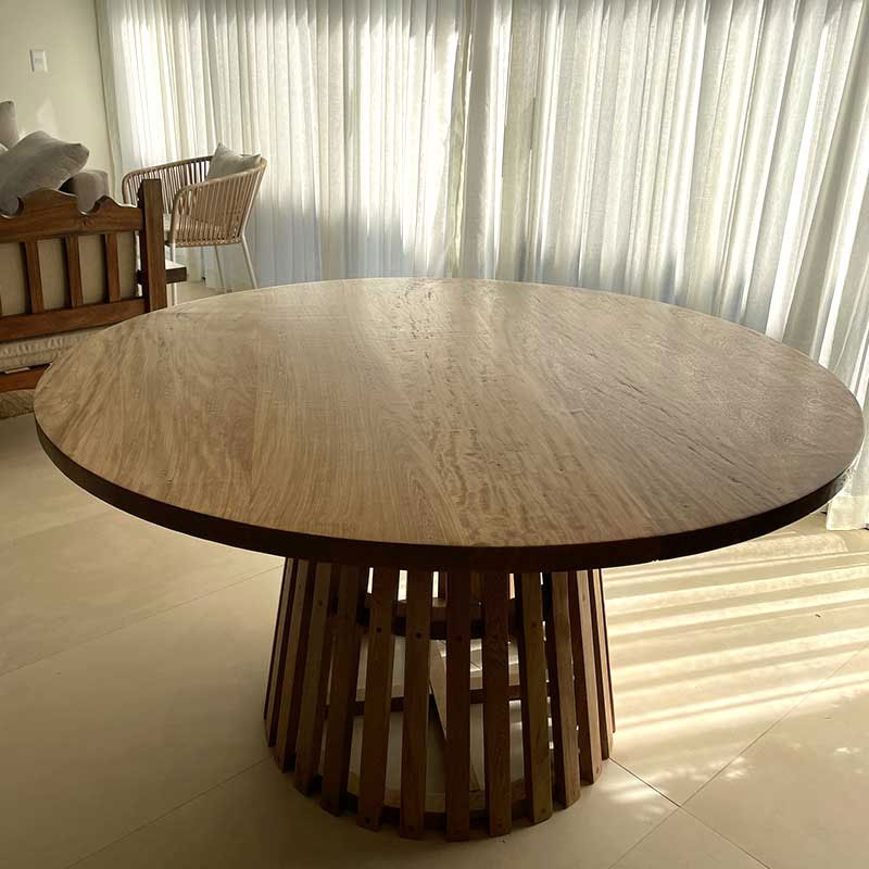 Mesa de comedor Redonda tipo Jaula madera Rosa morada *con sillas