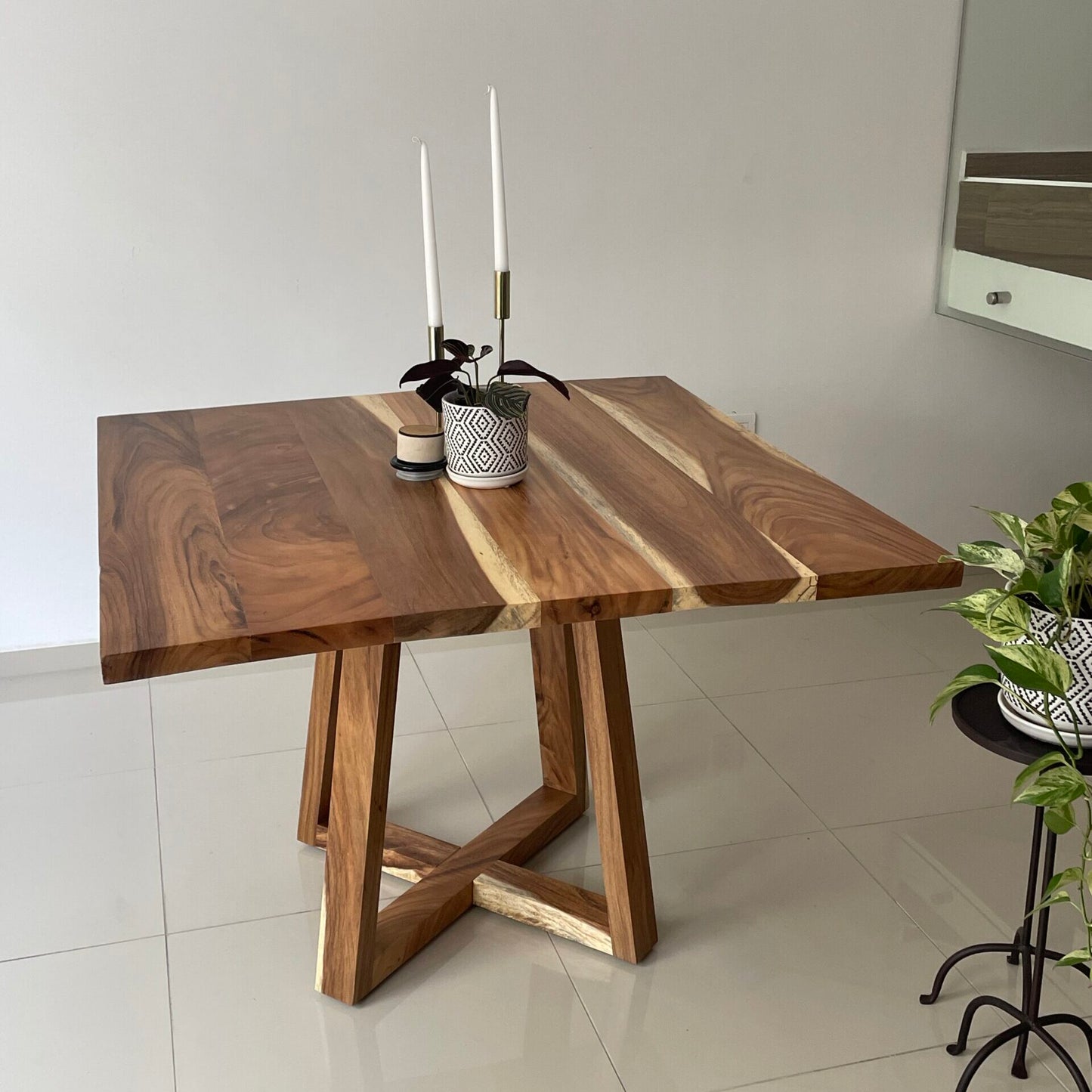 Mesa de comedor Cuadrada Madera de Parota