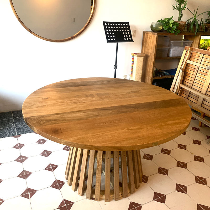 Mesa de comedor Redonda tipo Jaula de Madera Natural
